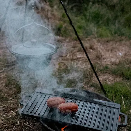 Voodoo Glamping ラグジュアリーテント Únětice