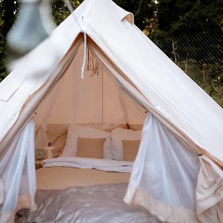 Voodoo Glamping Únětice