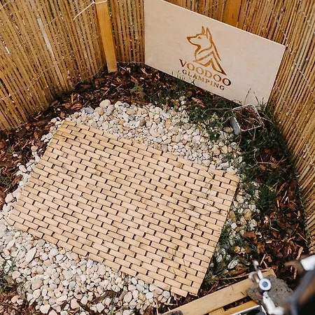 Voodoo Glamping Campismo de Luxo Unetice