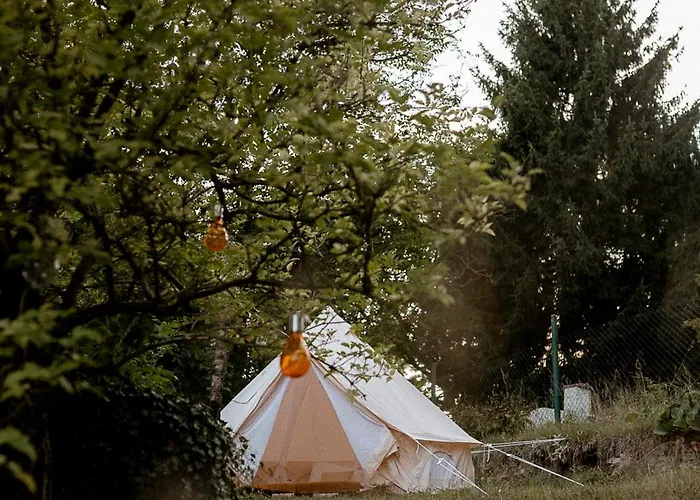 Luxussátor Voodoo Glamping *
